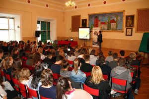 konferencja w szkole