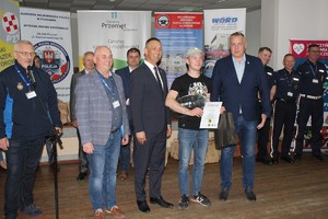 Finał Wojewódzki Ogólnopolskiego Młodzieżowego Turnieju Motoryzacyjnego - konkurencje i wręczenie pucharów.
