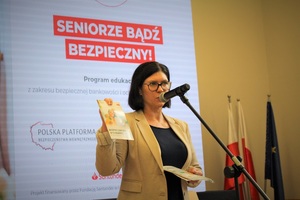 Konferencja dla seniorów w Komendzie Wojewódzkiej Policji w Poznaniu