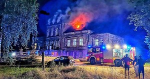 Płonący budynek