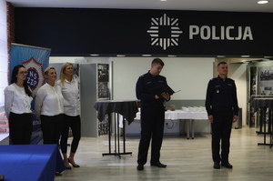wręczenie nagród laureatom etapu wojewódzkiego III Ogólnopolskiego Konkursu dla policjantów - oskarżycieli publicznych