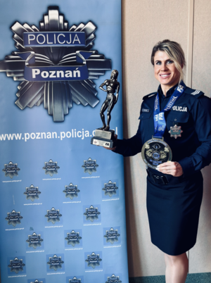 Policjantka z Komendy Miejskiej Policji w Poznaniu sierż. sztab. Olga Witkowska