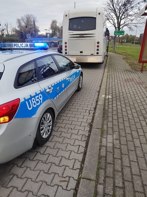 autobus zatrzymany przez policję