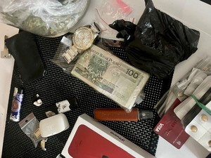 narkotyki i pieniądze