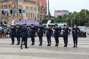 Wojewódzkie Obchody Święta Policji na Placu Adama Mickiewicza w Poznaniu w dniu 12 lipca 2024 roku