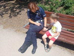 policjantka i dziecko