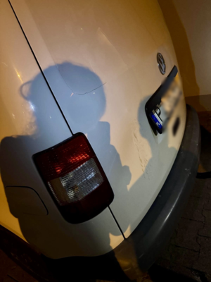 uszkodzone samochody