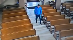 odzyskane przedmioty; zapis z monitoringu z mężczyzną w kościele