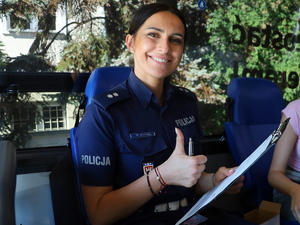 zbiórka krwi pod Komendą Wojewódzką Policji w Poznaniu