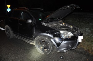 noc, odzyskany samochód, art. spożywcze znalezione w aucie