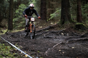 policjant rowerzysta, dyplom