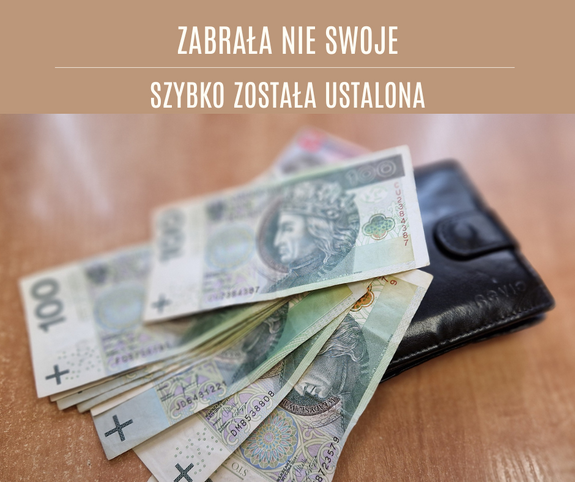 pieniądze leżące na portfelu