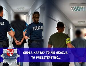policjanci z zatrzymanymi