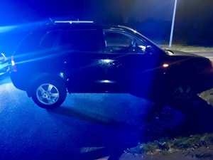samochód nocą