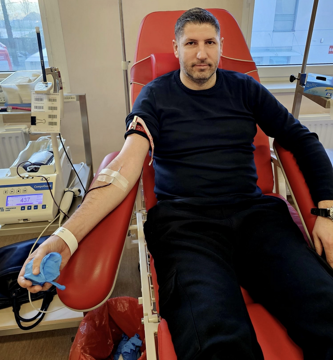 Policjant z Poznania oddał ponad 60 litrów krwi