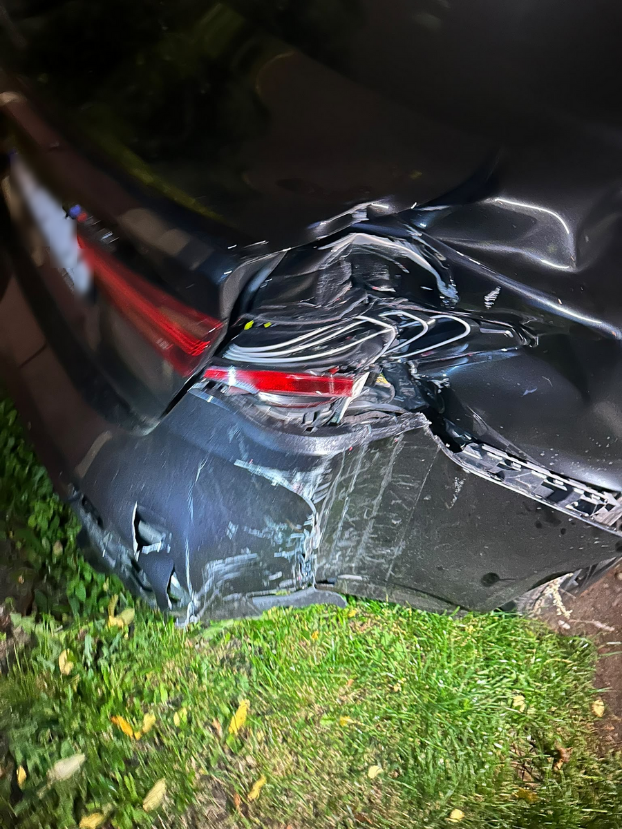 19-latek stracił prawo jazdy po driftowaniu na rondzie w Poznaniu