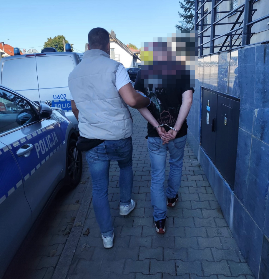 Areszt dla 37-latka za kradzież lawety i paliwa w Sośnie